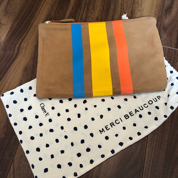 Clare v. Purse sell - Picture 1 of 2